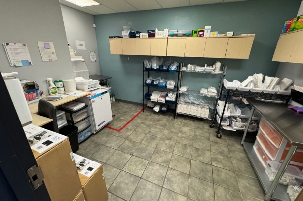 More Photos Of 200 Oak St NE, Albuquerque Medical For Lease