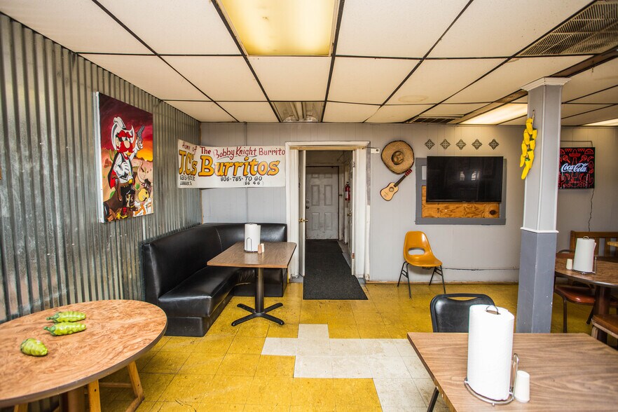 More Photos Of 6313 19th St, Lubbock Fast Food For Sale