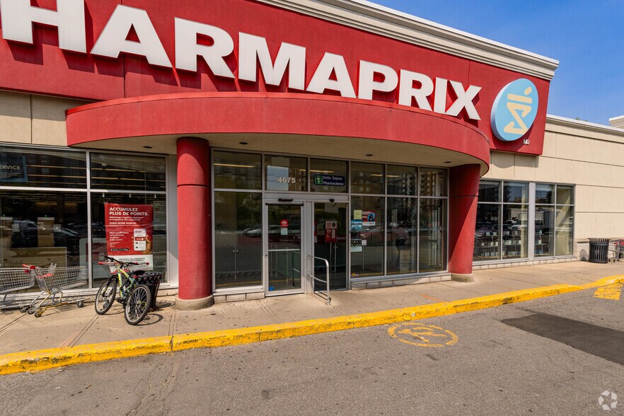More Photos Of 4625-4679 Rue Jean-Talon E, Saint-leonard General Retail For Lease