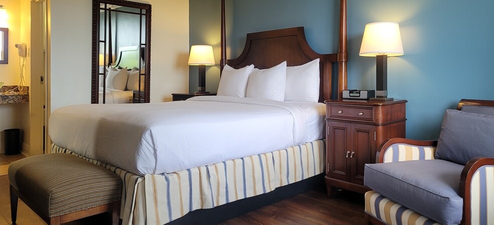 More Photos Of 4900 Powerline Rd, Fort Lauderdale Hotel For Sale