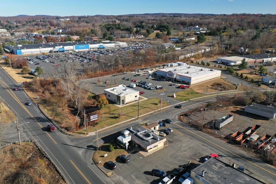 More Photos Of 800 N Colony Rd, Wallingford Freestanding For Sale