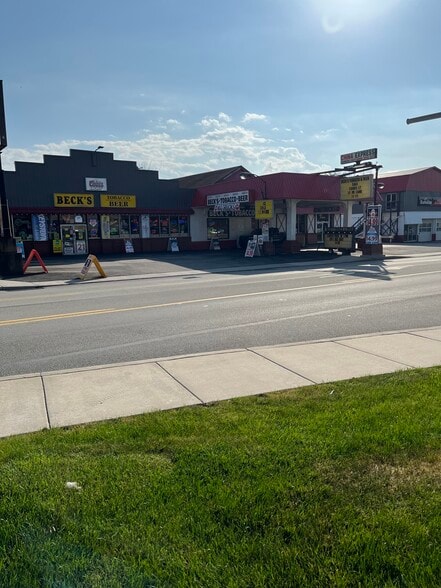More Photos Of 855 Jefferson Ave, Washington Convenience Store For Sale