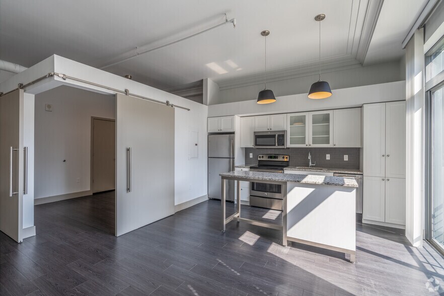 More Photos Of 1112-1128 Chestnut St, Philadelphia Apartments For Lease