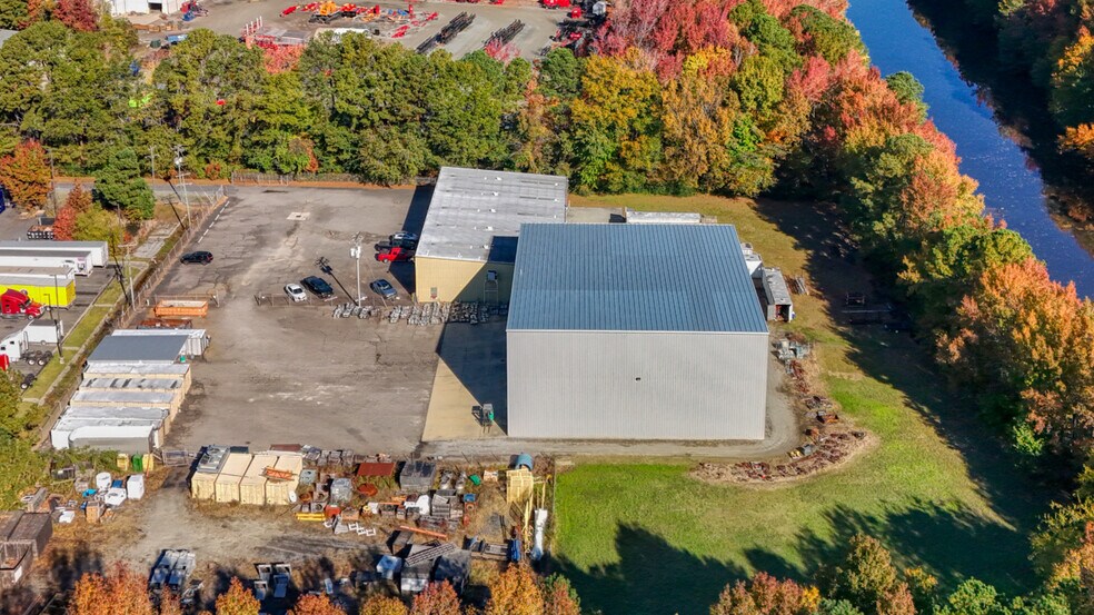 More Photos Of 1033 Cavalier Blvd, Chesapeake Manufacturing For Sale