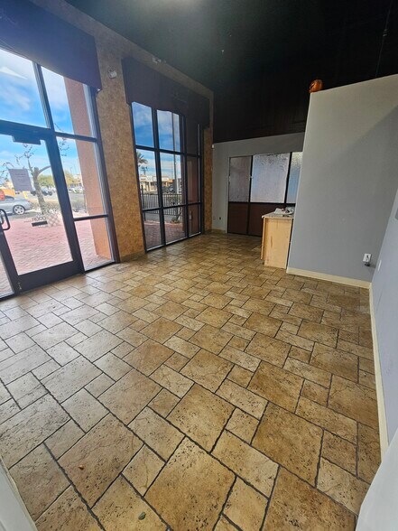 More Photos Of 4255 S Durango Dr, Las Vegas Freestanding For Lease