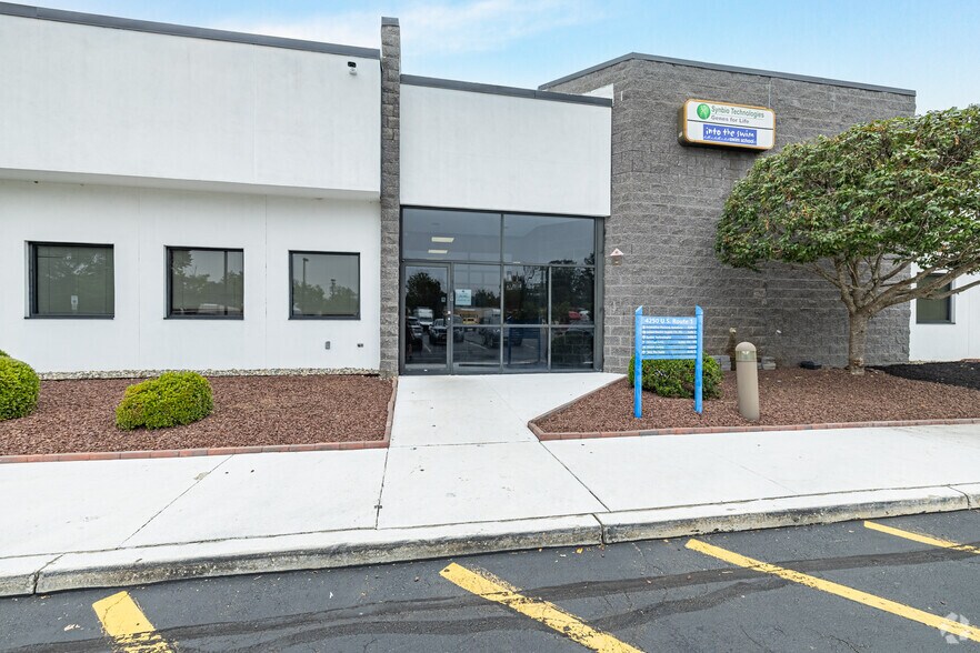 More Photos Of 4250 US Highway 1, Monmouth Junction Office For Lease