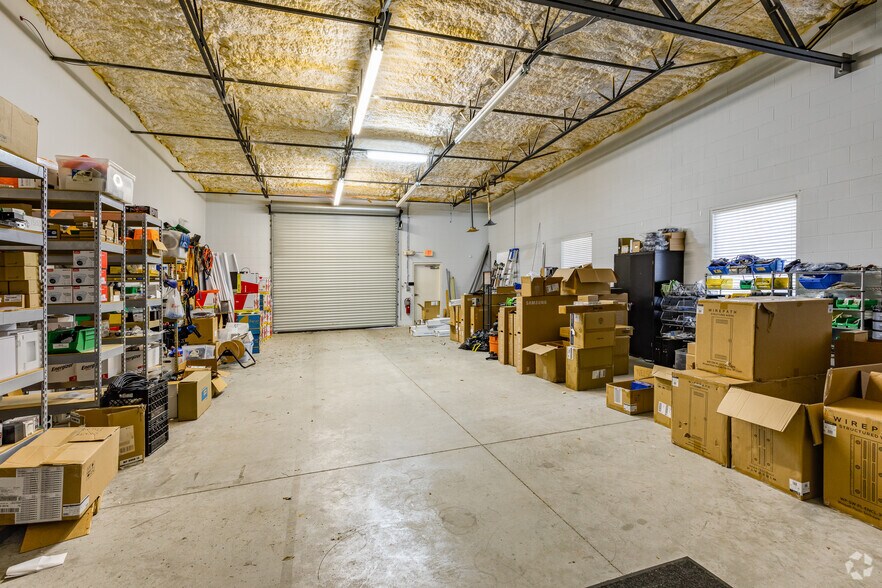 More Photos Of 85 SW 52nd Ave, Ocala Office For Sale