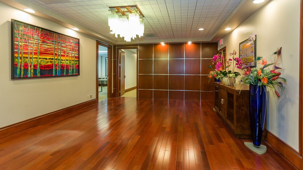 More Photos Of 1132 Hightower Trl, Atlanta Medical For Sale