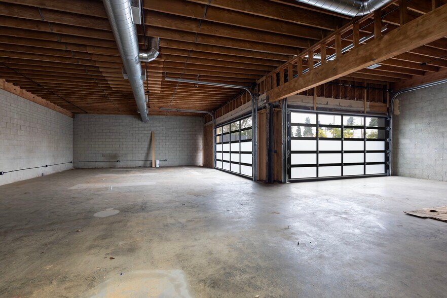 More Photos Of 8651-8655 Washington Blvd, Los Angeles Auto Repair For Lease