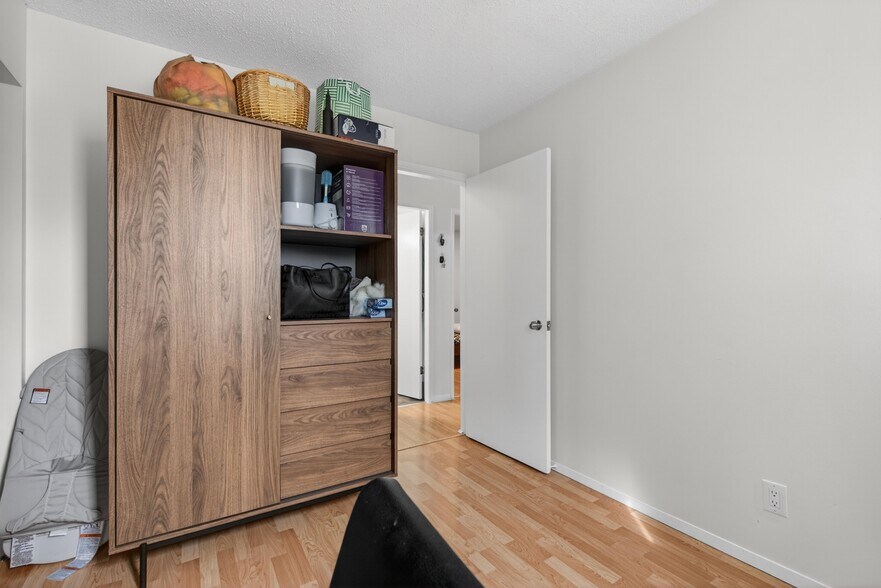 More Photos Of 5015 48 St, Legal Apartments For Sale