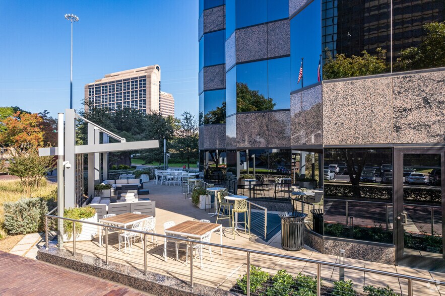 More Photos Of 5005 Lyndon B Johnson Fwy, Dallas Office For Lease