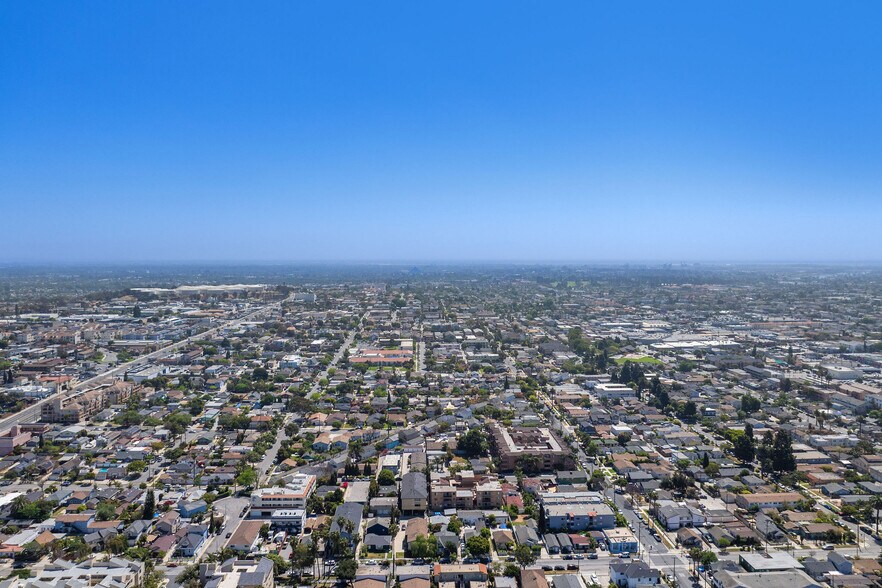 More Photos Of 1600 Junipero Ave, Long Beach Apartments For Sale