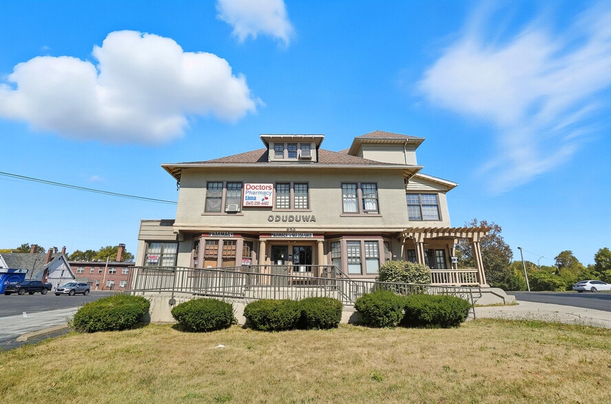 More Photos Of 916-920 W Market St, Lima Medical For Lease