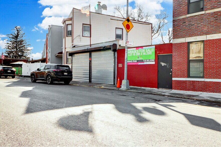 More Photos Of 7416 Cypress Hills St, Glendale Manufacturing For Sale