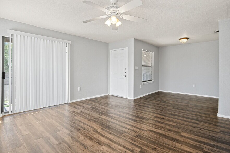 More Photos Of 4243 Family Tree, San Antonio Apartments For Sale