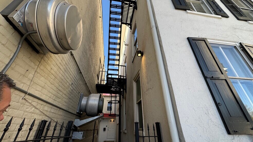 More Photos Of 312-314 W Broad St, Quakertown Office For Sale