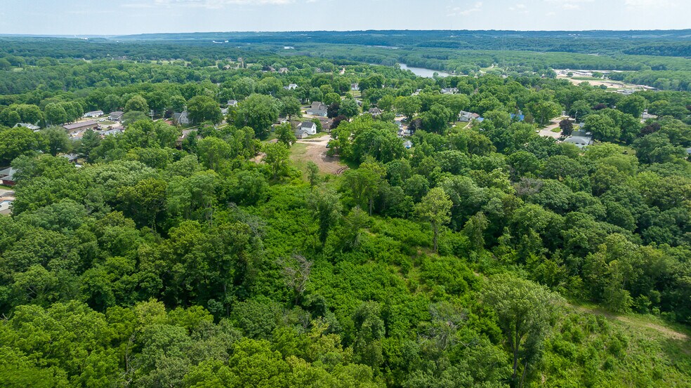 More Photos Of 600 Livingston, East Dubuque Land For Sale
