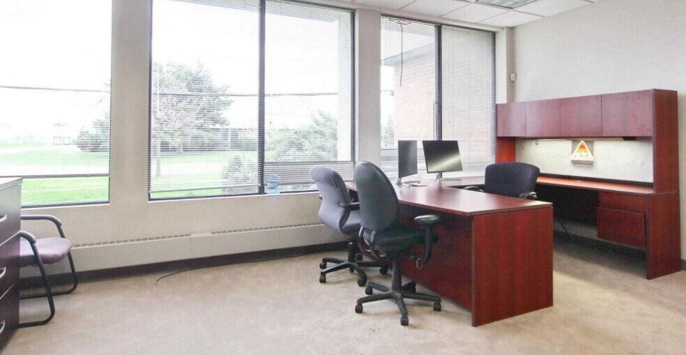 More Photos Of 51 Worcester Rd, Toronto Manufacturing For Sale