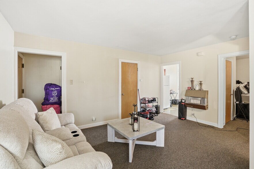 More Photos Of 10835 S Western Ave, Chicago Apartments For Sale