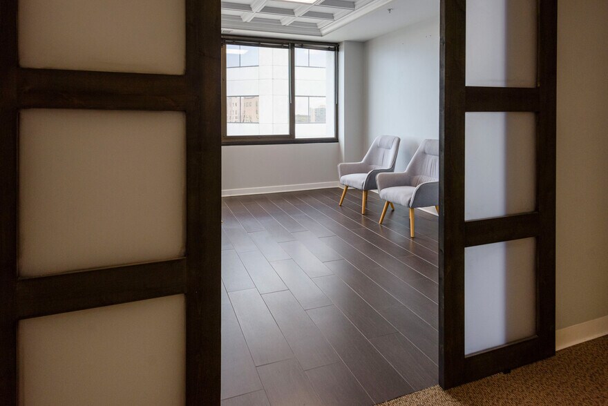 More Photos Of 600 Cleveland St, Clearwater Office For Lease