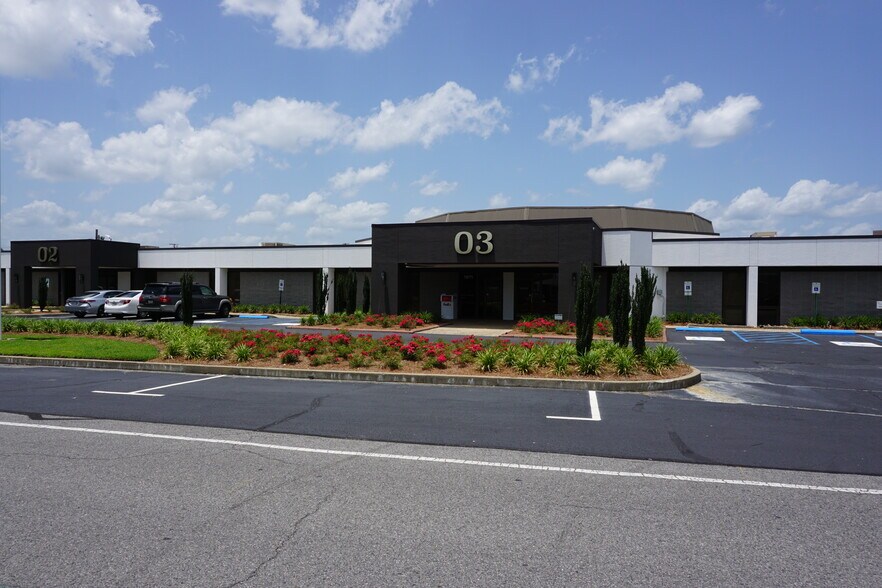 More Photos Of 1811 Auburn Ave, Monroe Medical For Lease