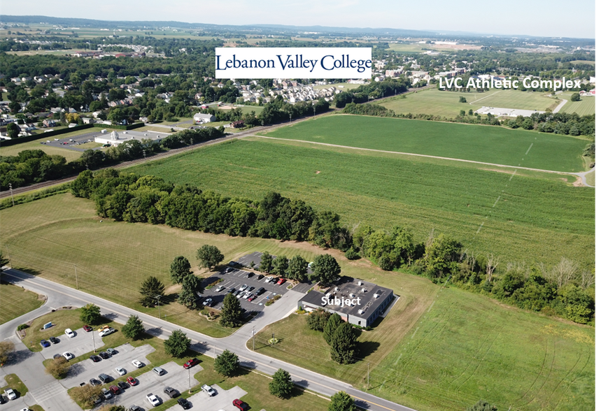 More Photos Of 475 N Weaber St, Annville Office For Lease