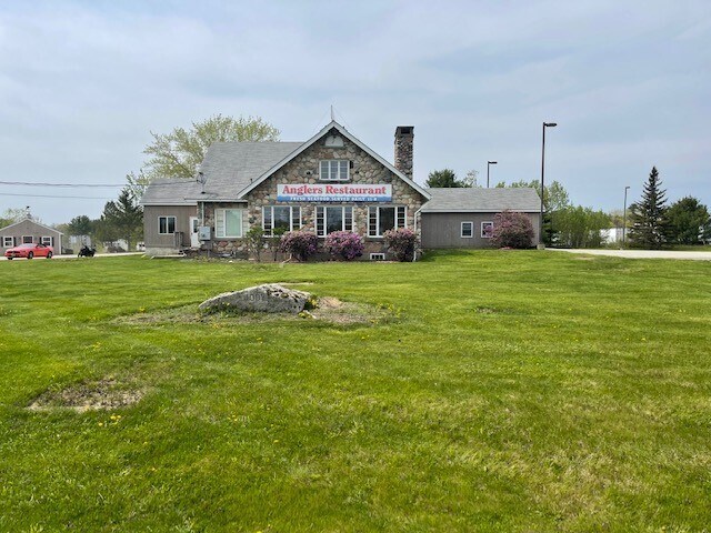 More Photos Of 91 Coldbrook Rd, Hampden General Retail For Sale