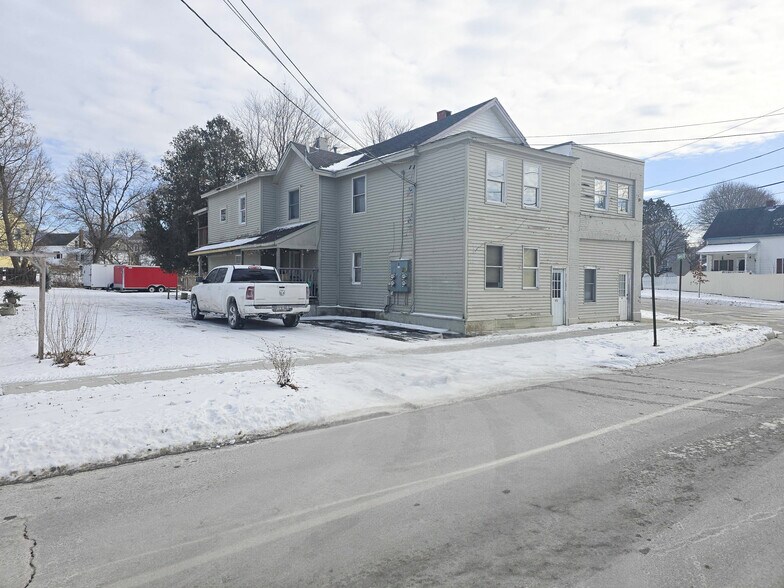 Primary Photo Of 48 Summer St, Rutland Apartments For Sale