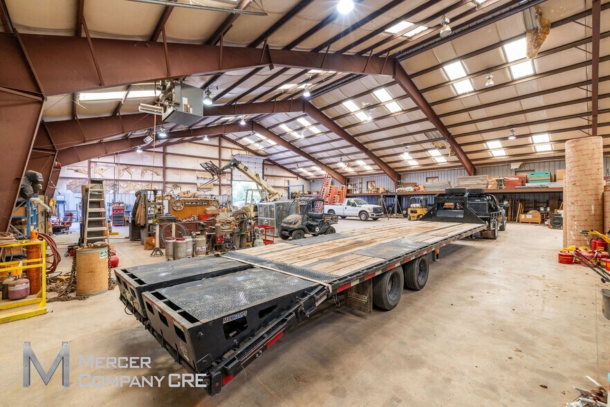 More Photos Of 1412 S Walker Ave, Oklahoma City Warehouse For Sale