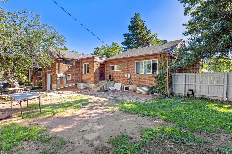More Photos Of 735 17th St, Boulder Apartments For Sale