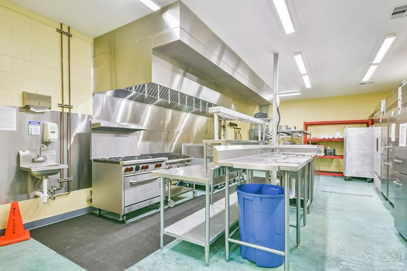 More Photos Of 5717 Stewart Rd, Galveston Restaurant For Sale