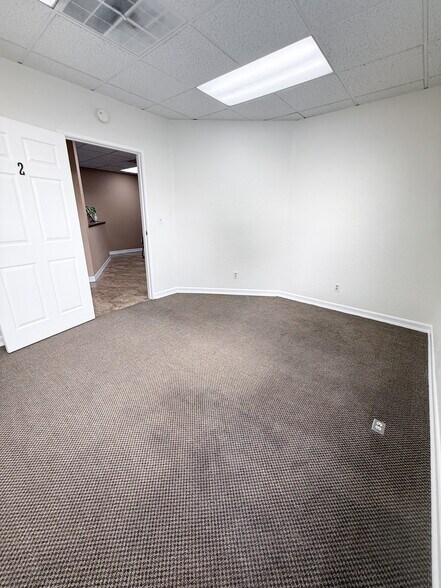 Primary Photo Of 623-629 N Main St, Orange Office For Lease