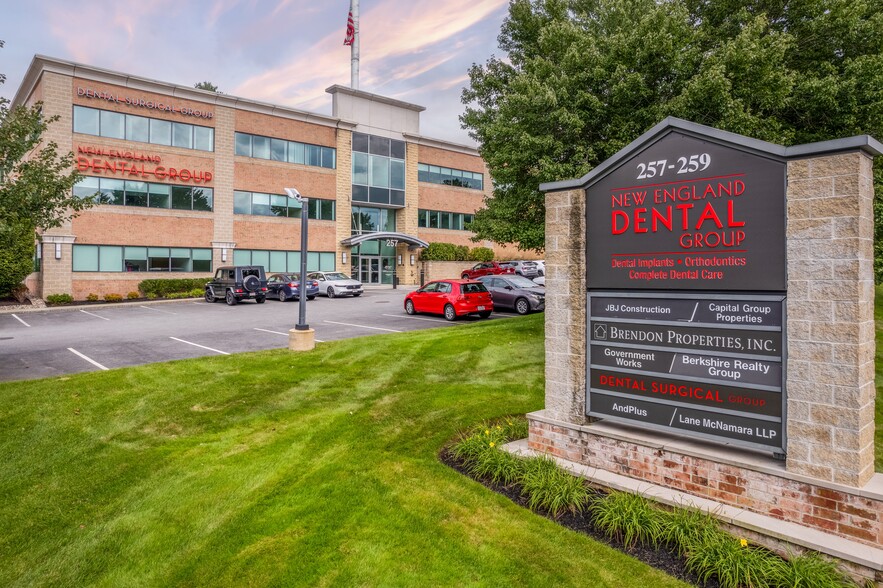 Primary Photo Of 257 Turnpike Rd, Southborough Medical For Lease