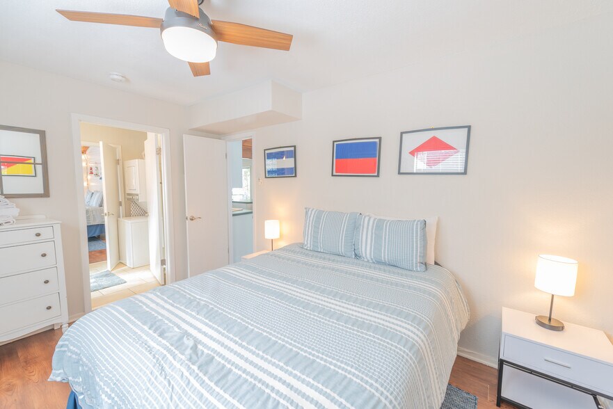 More Photos Of 108 E Barker Creek Dr, Scroggins Specialty For Sale
