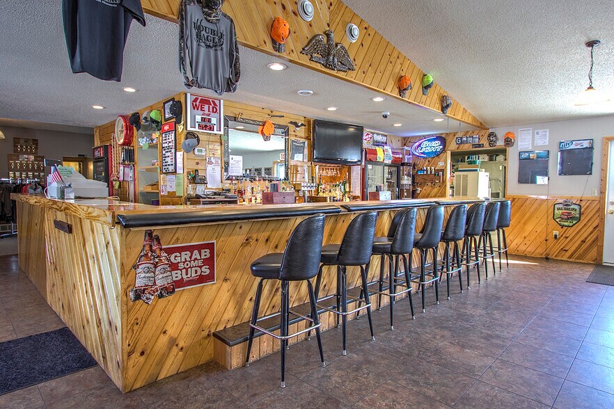 More Photos Of 31886 County Road 3, Eagle Bend Showroom For Sale