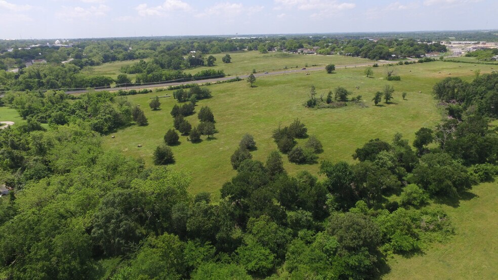 More Photos Of North Blue Bell Road, Brenham Land For Sale
