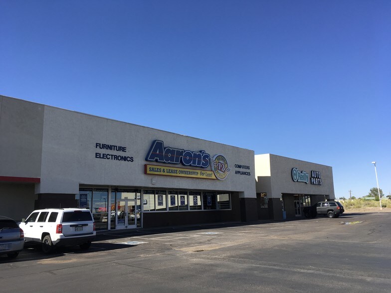 More Photos Of 1501-1531 Navajo Blvd, Holbrook Storefront For Lease