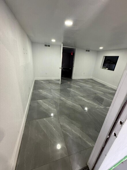 More Photos Of 2313 SW 59th Ave, West Park Auto Repair For Sale