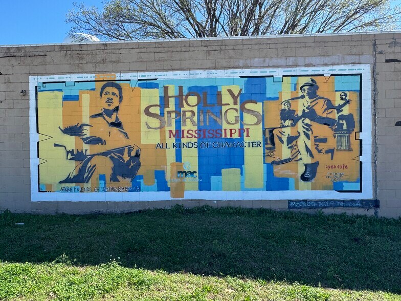 More Photos Of 158 E College Ave, Holly Springs Office For Sale