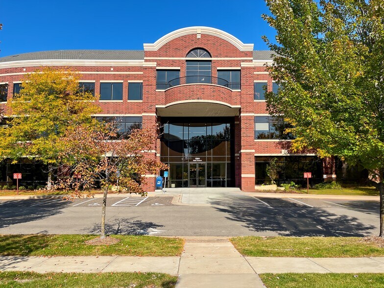 More Photos Of 5201 Eden Ave, Edina Coworking Space