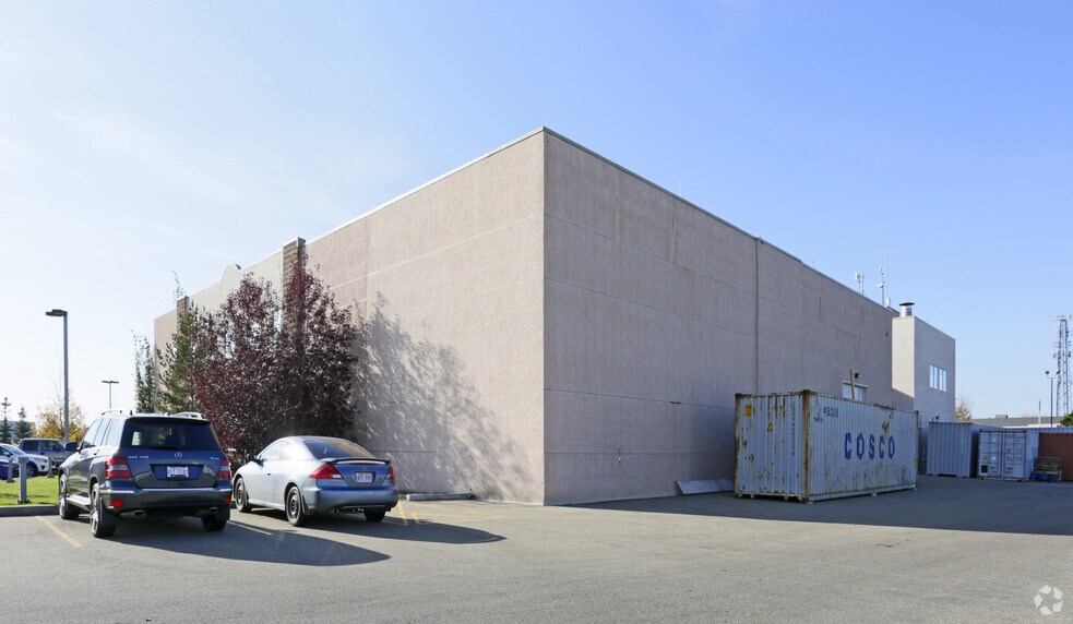 More Photos Of 1851-1855 94 St NW, Edmonton Research And Development For Lease