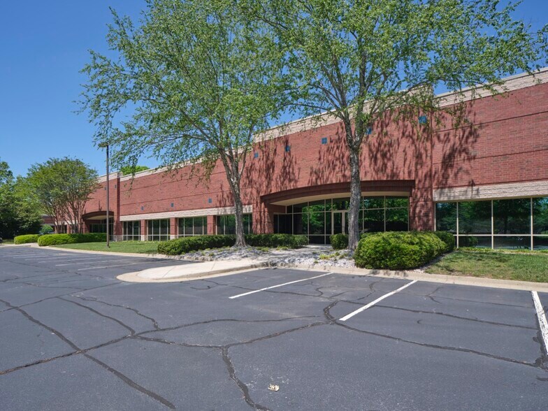 Primary Photo Of 4000 Johns Creek Ct, Suwanee Research And Development For Lease