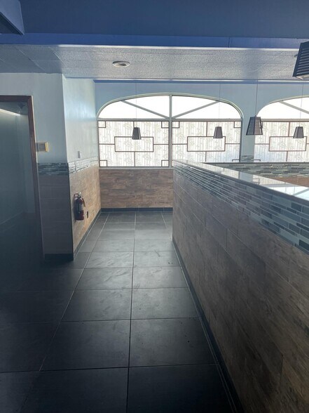 More Photos Of 3922 Del Prado Blvd S, Cape Coral Restaurant For Lease