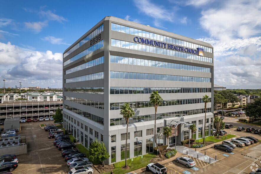 More Photos Of 2636 S Loop Fwy W, Houston Office For Lease