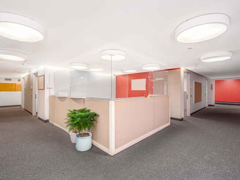 More Photos Of 62-66 W 11th St, New York Apartments For Lease