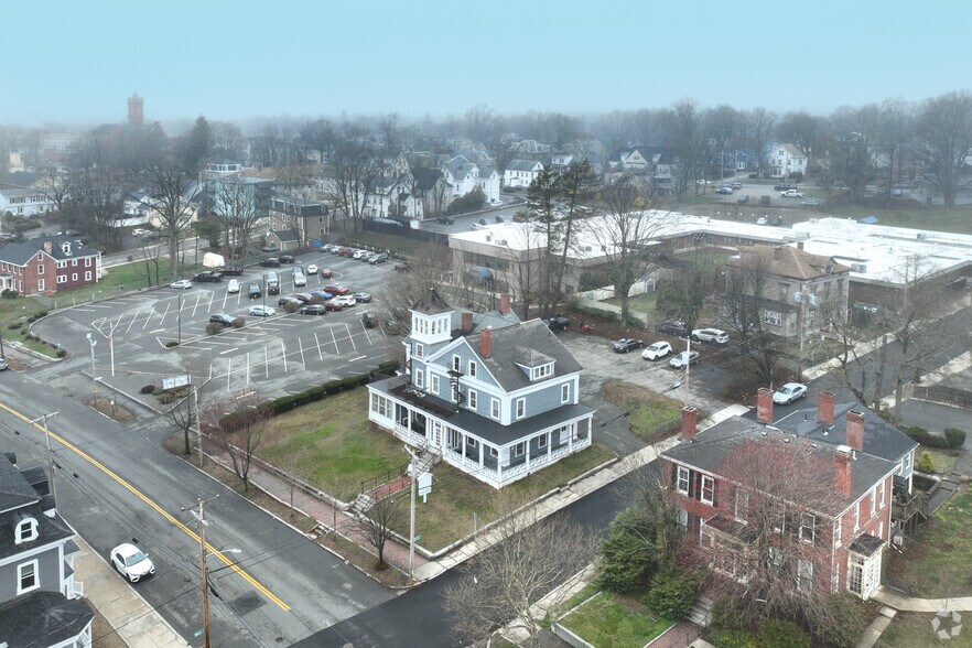 More Photos Of 86 Summer St, Haverhill Apartments For Lease