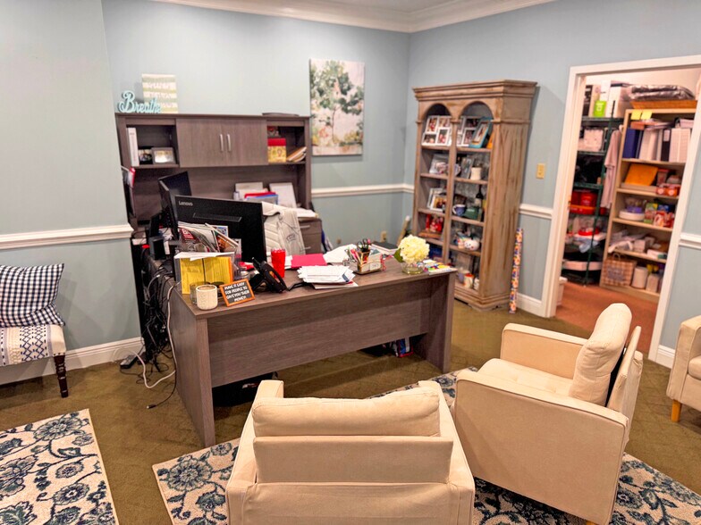 More Photos Of 1181 Montlimar Dr, Mobile Office For Sale