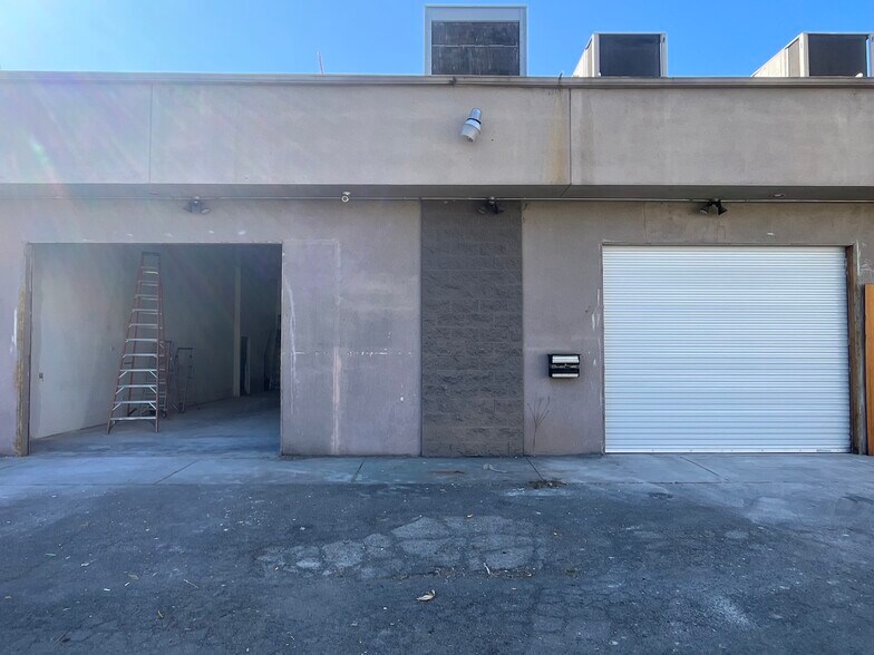 More Photos Of 1286 S E St, San Bernardino Freestanding For Lease