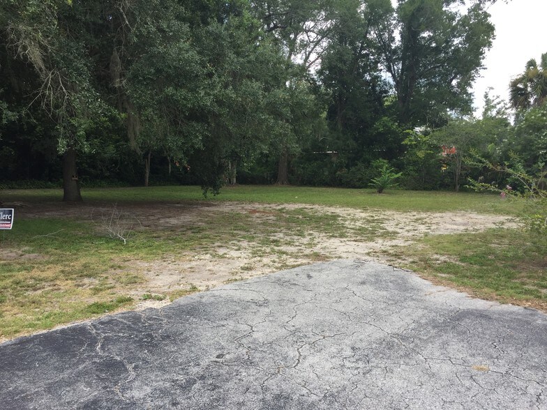 More Photos Of 3201 Crill Ave, Palatka Convenience Store For Sale