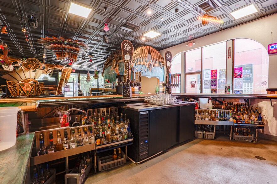 More Photos Of 844 Olive St, Eugene Restaurant For Lease